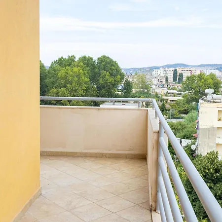 Emigres Appartement *