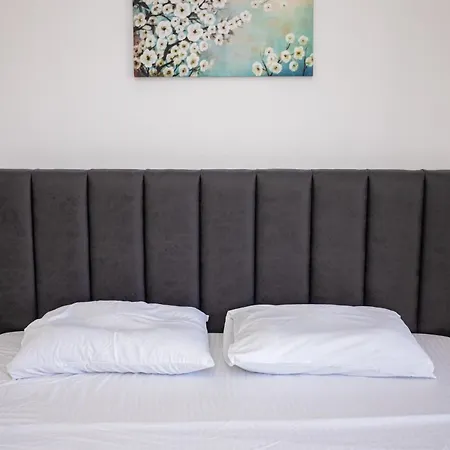 Appartement Emigres *